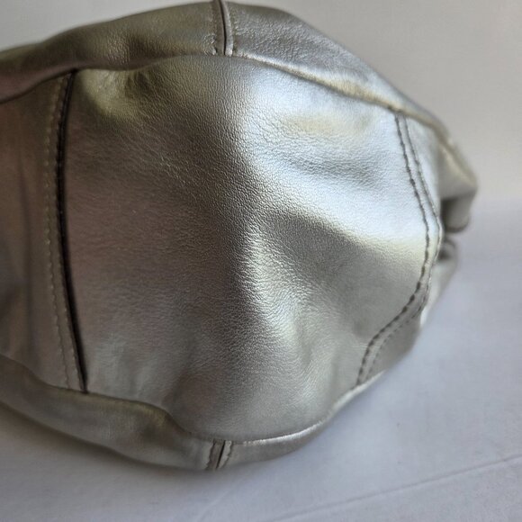 EUC Coach Ergo Metallic Silver Kisslock Bag (#12831) - Picture 8 of 12